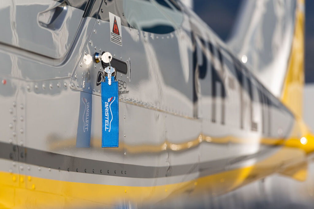 BRISTELL Shop / Key Ring light blue